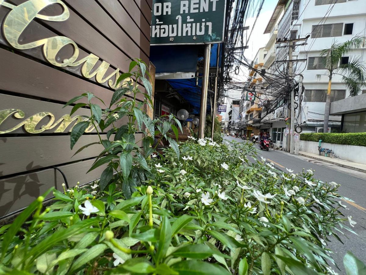 Thaiphiphat House Bangkok Zewnętrze zdjęcie