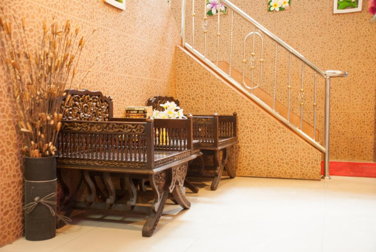 Thaiphiphat House Bangkok Zewnętrze zdjęcie
