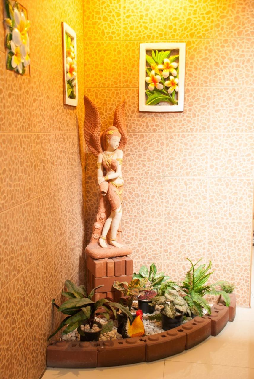 Thaiphiphat House Bangkok Zewnętrze zdjęcie